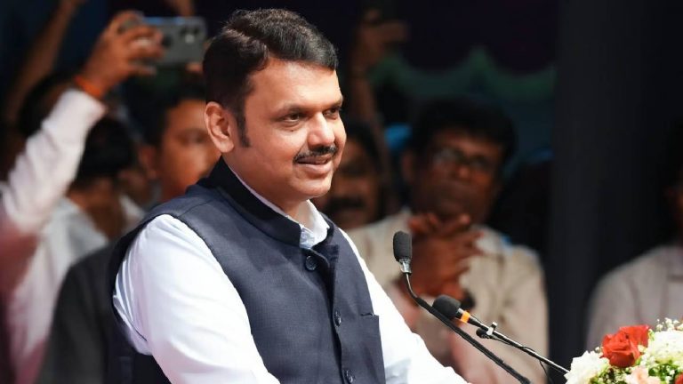 Maharashtra Elections: 99 మందితో బీజేపీ ఫస్ట్ లిస్ట్ రిలీజ్.. అందులో ప్రముఖుల పేర్లు