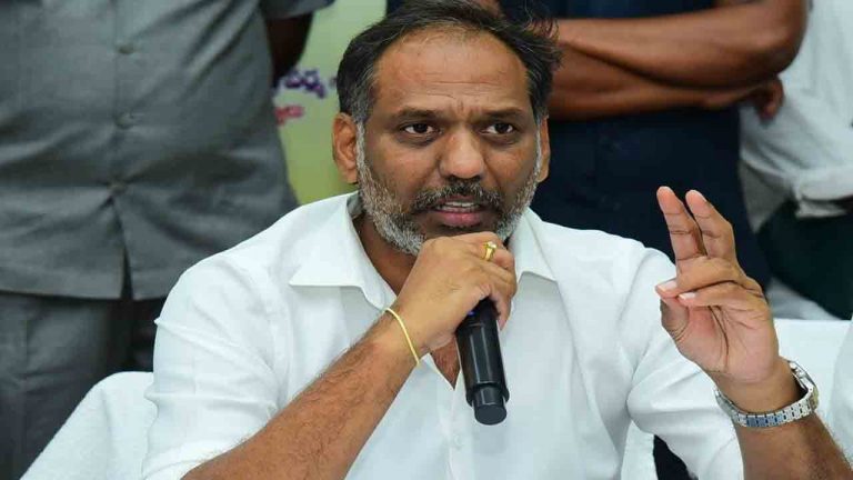 Minister Gottipaati Ravi Kumar: గడిచిన ఐదేళ్లలో విద్యుత్ కొనుగోళ్లలో పారదర్శకత లేదు..