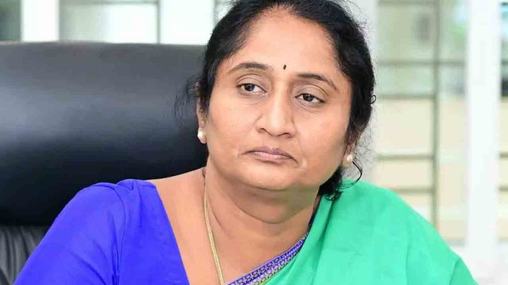 Minister Savitha