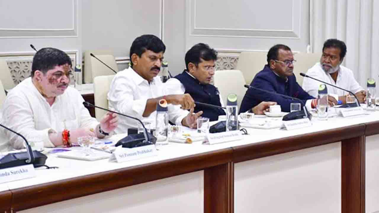 TG Govt: స్పీకర్ ఛాంబర్, మండలి భవనం మరమ్మతులపై మంత్రుల సమీక్ష..