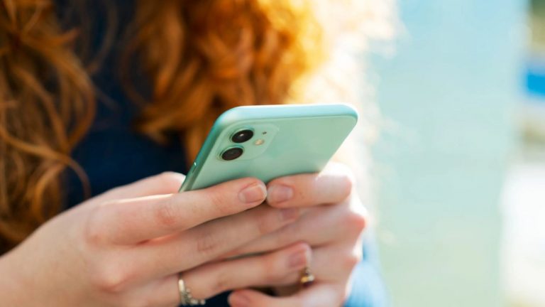 Screen Time Tips: మొబైల్ స్క్రీన్‌ టైమ్‌ తగ్గించుకోవాలా?.. ఈ టెక్‌ టిప్‌ మీకోసమే!