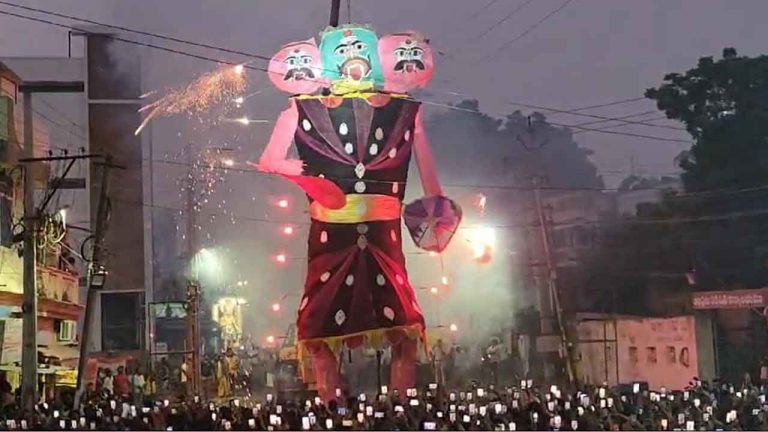 Narakasura Vadha: ఘనంగా దీపావళి వేడుకలు.. ఆ సంప్రదాయాన్ని కొనసాగిస్తోన్న ఒంగోలు వాసులు