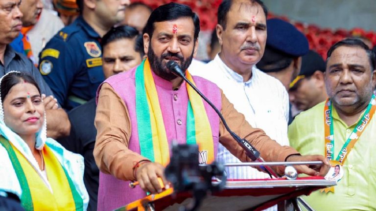 Nayab Singh Saini: హర్యానా బీజేపీ లెజిస్లేటివ్ పార్టీ నేతగా నయాజ్ సింగ్ సైనీ.. రేపు సీఎంగా ప్రమాణం..