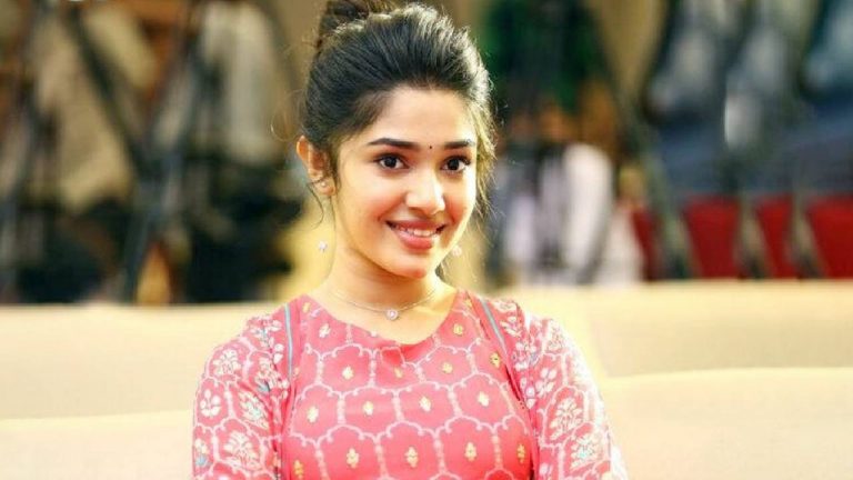 Krithi Shetty : బంపర్ ఆఫర్ కొట్టేసిన కృతిశెట్టి.. అమ్మడు దశ తిరిగినట్లే ?