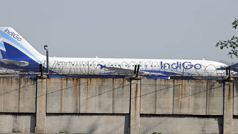 Bomb Threat : ఎక్కువైన బెదిరింపులు.. అసలు చేసేది ఎవరు.. విమానాల్లో ప్రయాణం ఎంతవరకు సురక్షితం ?