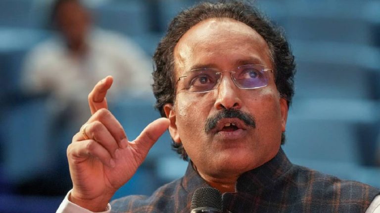 ISRO Chief Somnath : 2026లో గగన్‌యాన్, 2028లో చంద్రయాన్-4 : ఇస్రో చీఫ్ సోమనాథ్