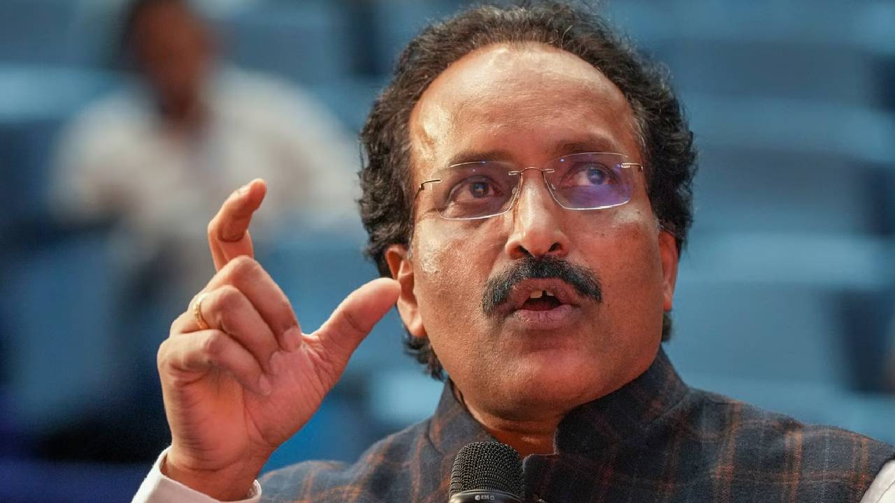 ISRO Chief Somnath : 2026లో గగన్‌యాన్, 2028లో చంద్రయాన్-4 : ఇస్రో చీఫ్ సోమనాథ్