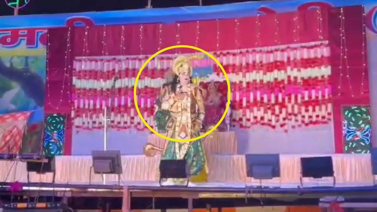 Viral : నాటకం వేస్తుండగా గుండెపోటుతో రాముడి పాత్రధారి మృతి