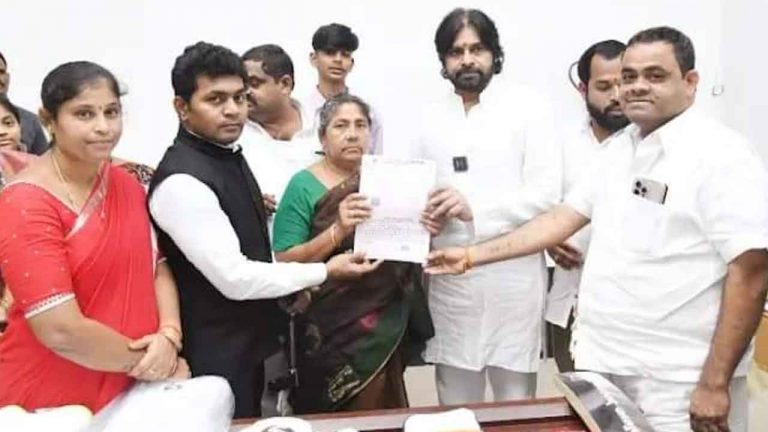 Deputy CM Pawan Kalyan: హామీ నిలబెట్టుకున్న డిప్యూటీ సీఎం పవన్‌ కల్యాణ్‌.. సొంత డబ్బుతో స్కూల్‌కు ప్లే గ్రౌండ్‌..