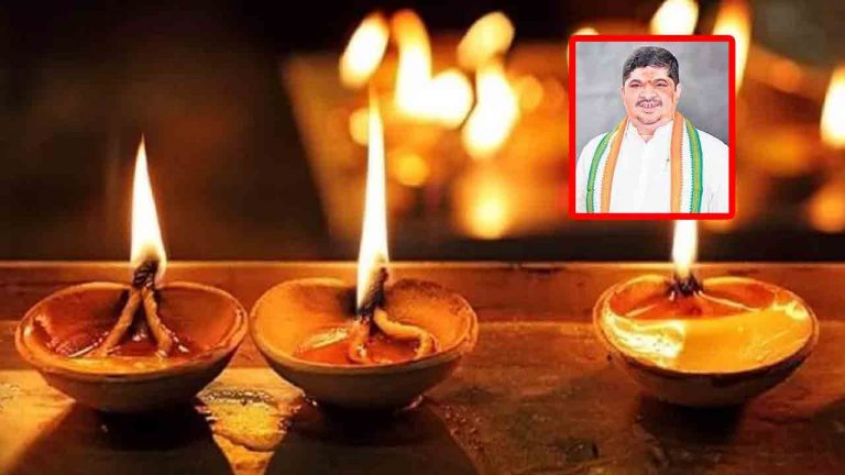 Minister Ponnam Prabhakar: మట్టితో తయారు చేసిన దీపాంతలు వాడండి.. మంత్రి పొన్నం విజ్ఞప్తి