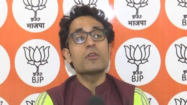 BJP: కాంగ్రెస్ “ఆధునిక ముస్లిం లీగ్”.. ఓటు బ్యాంక్ ఉన్న చోటే గాంధీ ఫ్యామిలీ పోటీ..