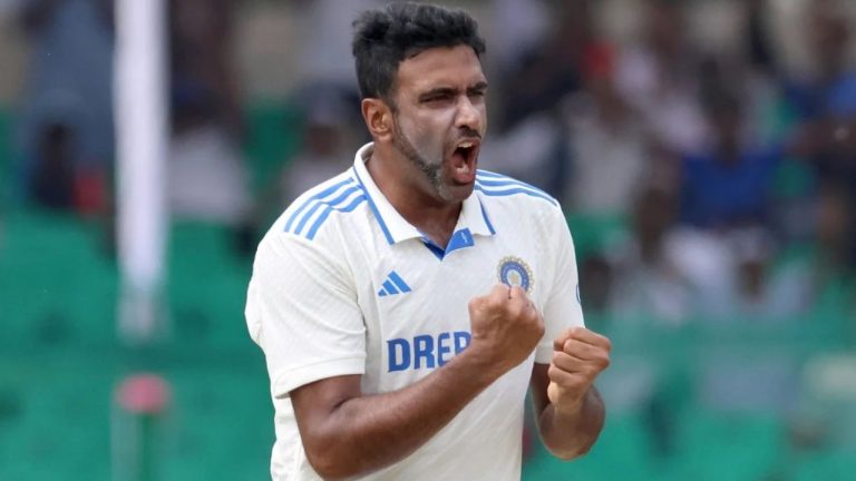 R Ashwin Record: చరిత్ర సృష్టించిన రవిచంద్రన్ అశ్విన్‌.. ప్రపంచంలోనే తొలి బౌలర్‌గా రికార్డు!