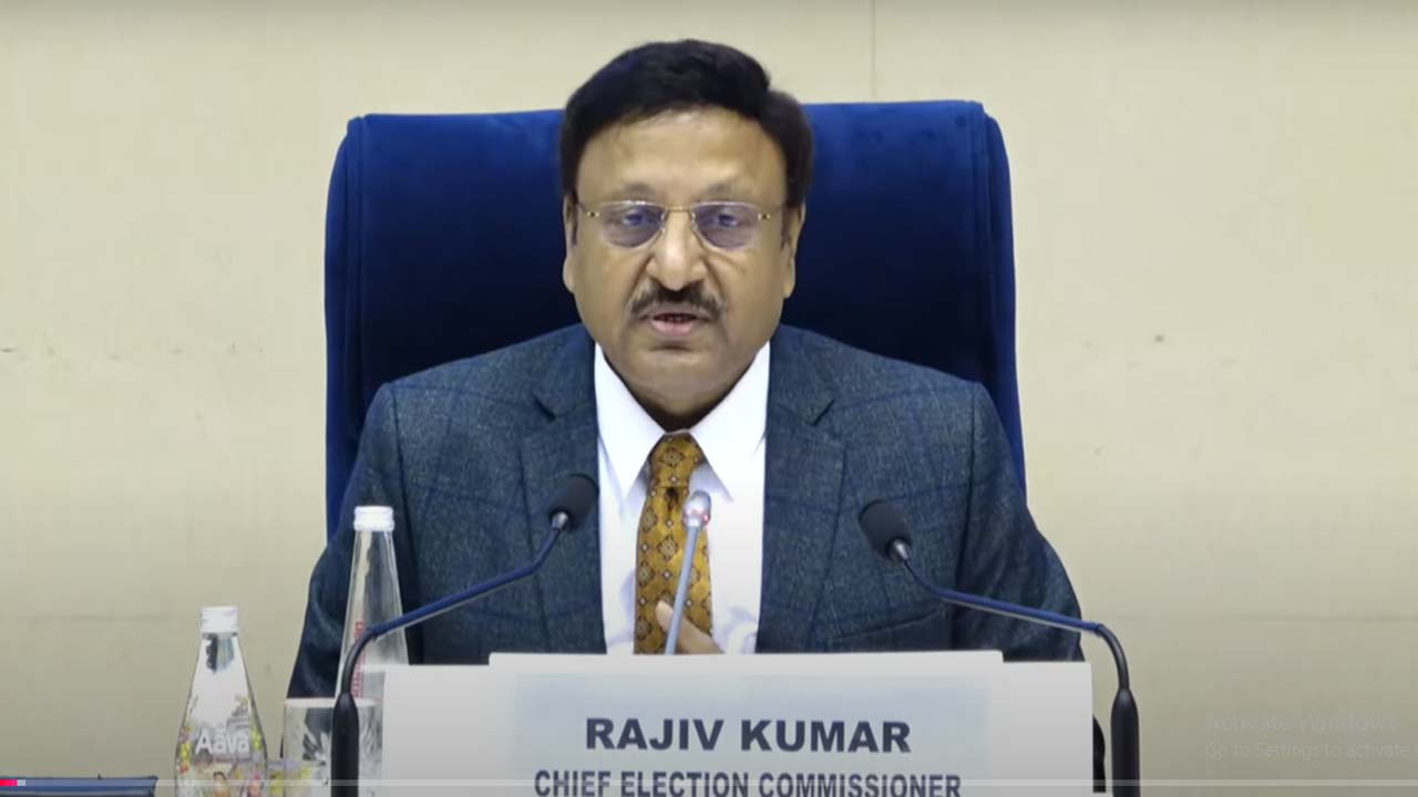 EC: ఈవీఎంల ట్యాంపిరింగ్‌పై ఎన్నికల సంఘం క్లారిటీ.. సీఈసీ ఏమన్నారంటే..!