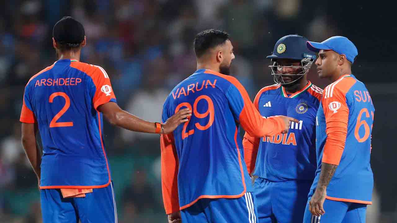 Team India: భారత్-బంగ్లా మూడో టీ20.. హైదరాబాద్ చేరుకున్న ఇరు జట్లు