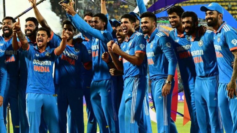 Team India: డబుల్ ధమాకా.. టీమిండియాకు ఆ ఇద్దరే కీలకం: దినేశ్‌ కార్తిక్