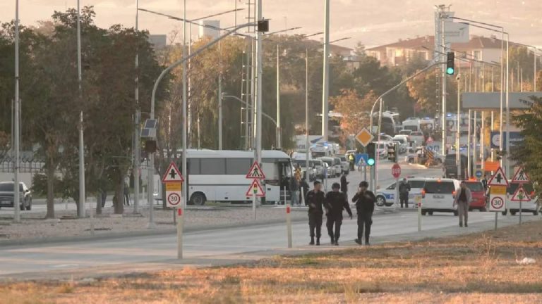 Turkey Terror Attack: టర్కీ రాజధానిలో భారీ ఉగ్రదాడి.. 10 మందికి పైగా మృతి..