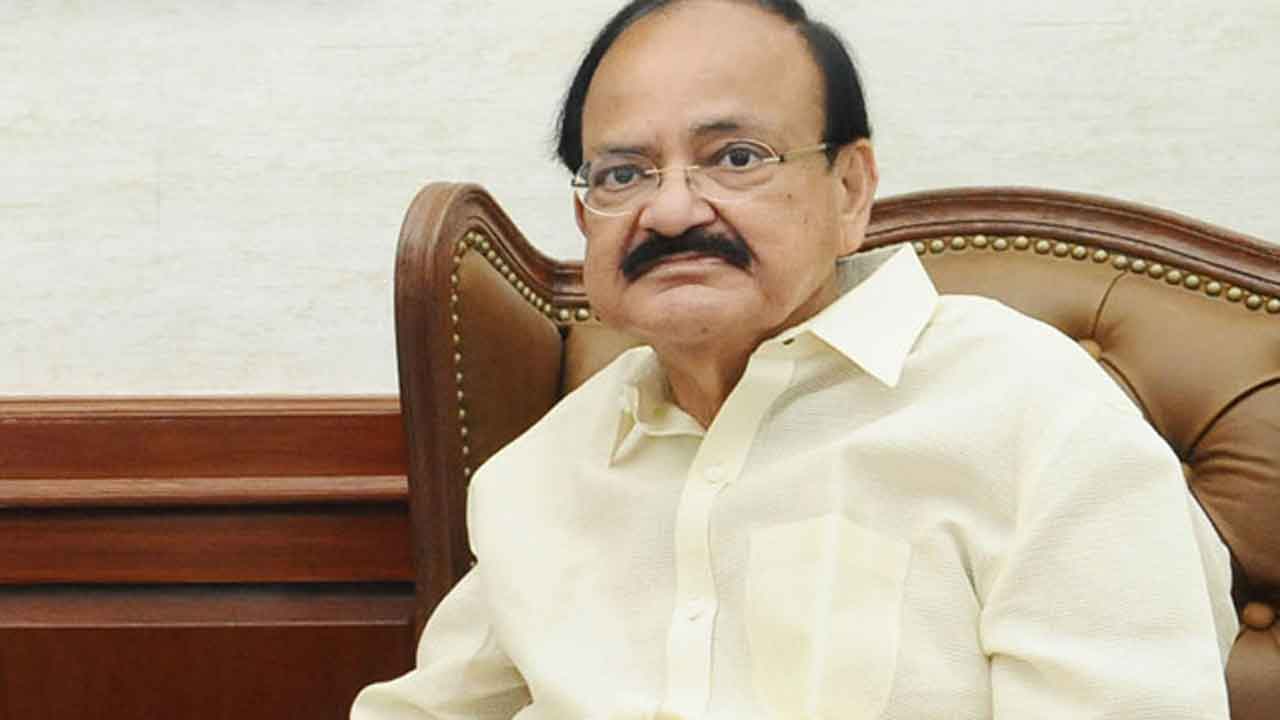 Venkaih Naidu : గొప్ప మానవతా వాది.. ‘కోట’కు వెంకయ్య నాయుడు నివాళి