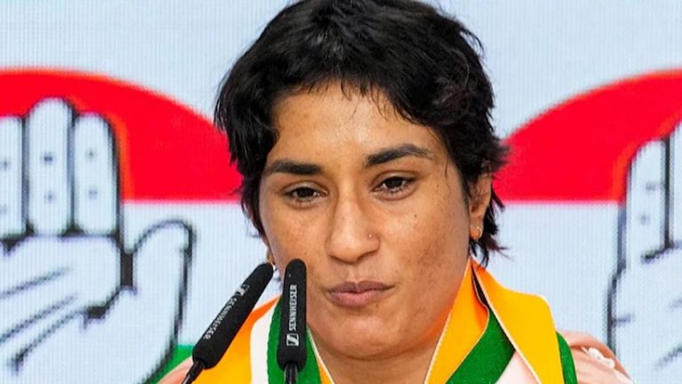Vinesh Phogat: విజయం తర్వాత మొదటిసారి స్పందించిన వినేష్ ఫోగట్..