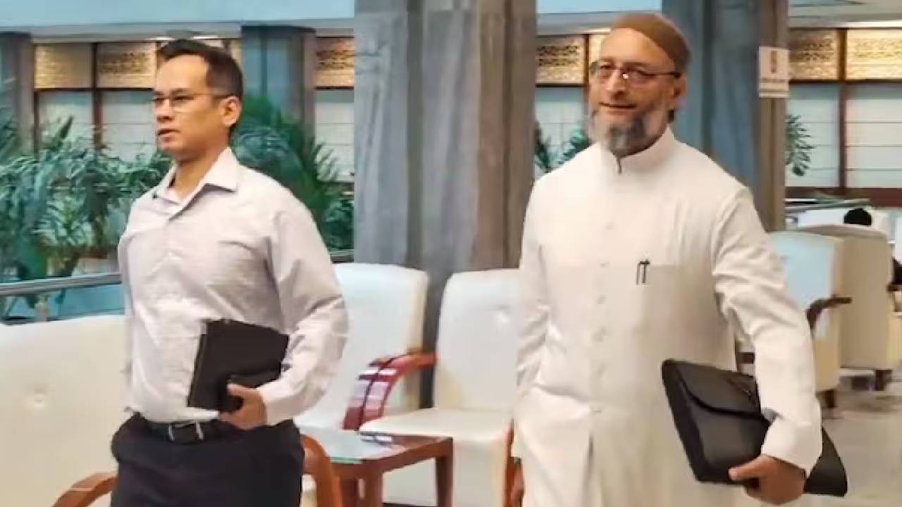 Waqf bill: వక్ఫ్ బిల్లు ప్యానెల్ సమావేశంలో వాగ్వాదం.. మహిళలకు చోటుపై ప్రతిపక్షాల అభ్యంతరం..