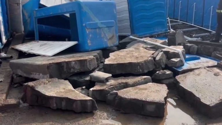 Water Tank Collapse: వాటర్ ట్యాంక్ కూలి ముగ్గురు మృతి, ఏడుగురికి గాయాలు