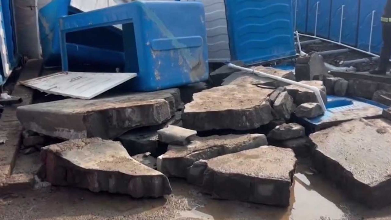 Water Tank Collapse: వాటర్ ట్యాంక్ కూలి ముగ్గురు మృతి, ఏడుగురికి గాయాలు