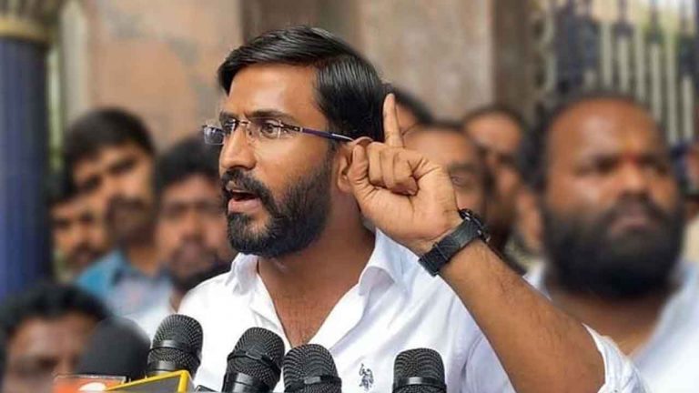 Balmuri Venkat : పాడి కౌశిక్‌ రెడ్డిపై బల్మూరి వెంకట్‌ ఫైర్‌