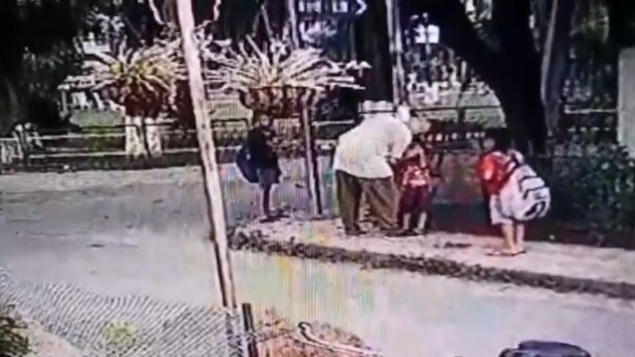 Kid Assaults: అమానుషం.. తన కుక్కను అనుకరించినందుకు 5 ఏళ్ల బాలుడిపై దాడి చేసిన వ్యక్తి(వీడియో)