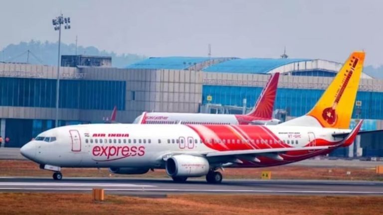 Kerala: టేకాఫ్‌కి ముందు విమానంలో పొగలు..  ఫ్లైట్ లో142 మంది ప్రయాణికులు..