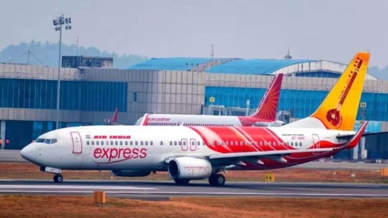 Kerala: టేకాఫ్‌కి ముందు విమానంలో పొగలు..  ఫ్లైట్ లో142 మంది ప్రయాణికులు..