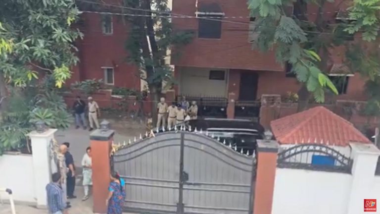 KTR: కేటీఆర్ ఇంటి వద్ద భారీగా మోహరించిన పోలీసులు