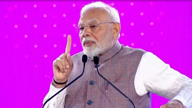 PM Modi: భారత్‌ ఈ ప్రపంచానికి ఆశాకిరణంలా కనిపిస్తోంది..