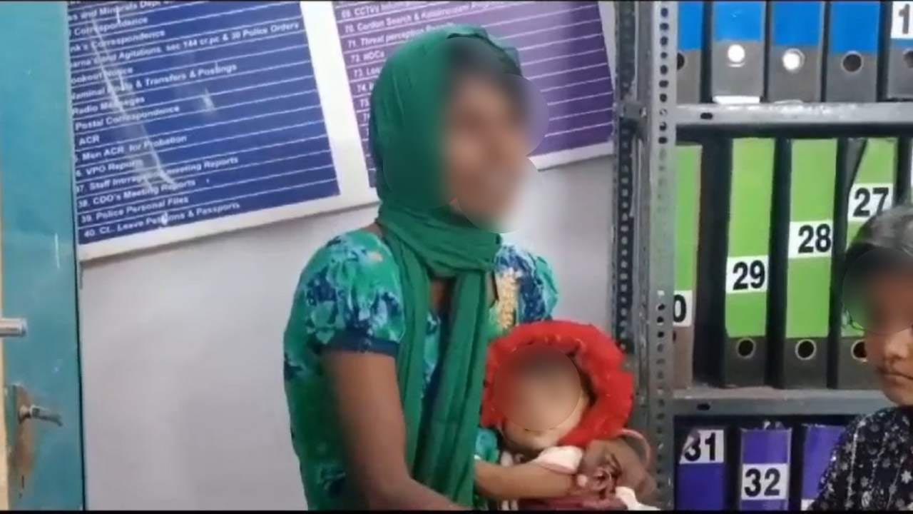 Vemulawada: దారుణం.. తాగిన మైకంలో పది నెలల శిశువుని రూ. లక్షకి విక్రయించిన తల్లి