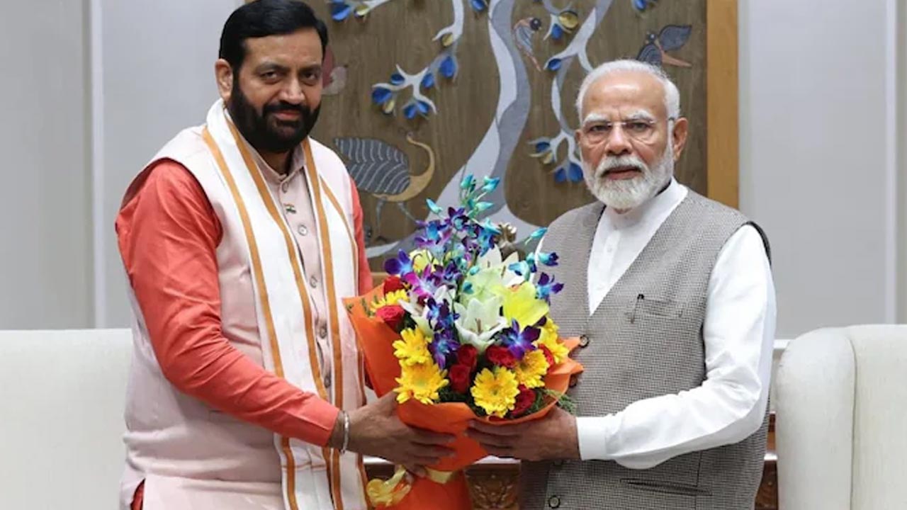 Haryana CM Meet PM Modi: ప్రధాని మోడీని మర్యాదపూర్వకంగా కలిసిన హర్యానా సీఎం