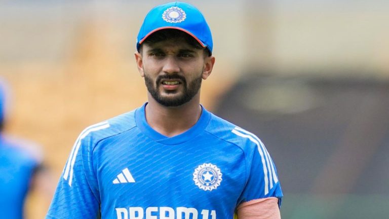 IND vs AUS Test Series: నితీశ్ రెడ్డికి జాక్‌పాట్.. ఏకంగా టెస్టుల్లోకి ఎంట్రీ!