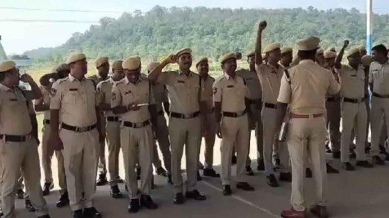 TGSP : సస్పెండ్‌ను నిరసిస్తూ 12వ బెటాలియన్‌ కానిస్టేబుళ్లు నిరసన