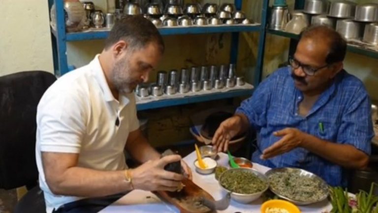 Rahul Gandhi: దళితుడి ఇంట్లో రాహుల్ హల్ చల్.. వంట చేసుకుని తినొచ్చారు