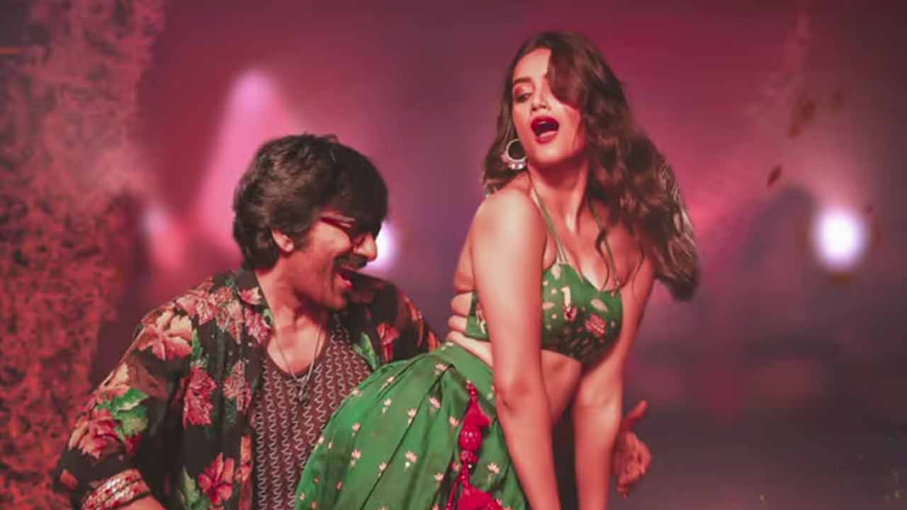 Heroines:  రూట్ మార్చిన హాట్ బ్యూటీస్… దెబ్బకు షేక్ చేస్తున్నారే!