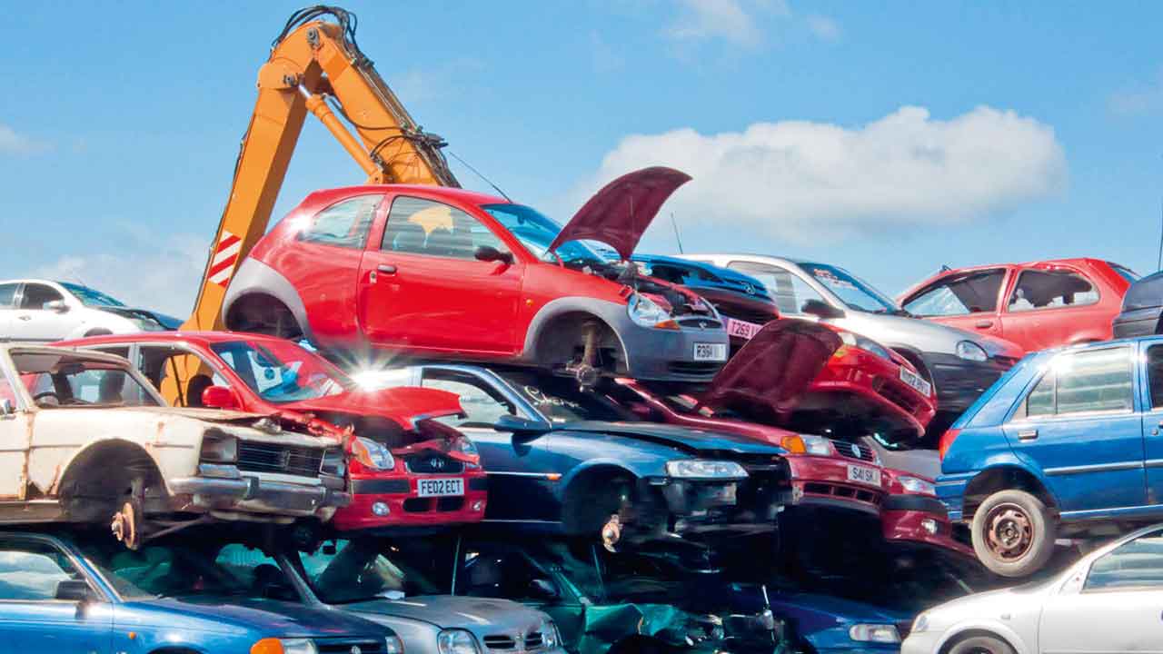 Scrap Policy : తెలంగాణలో వాహన తుక్కు పాలసీ ప్రోత్సాహకాలు.. అంటే ఏంటో తెలుసా..?