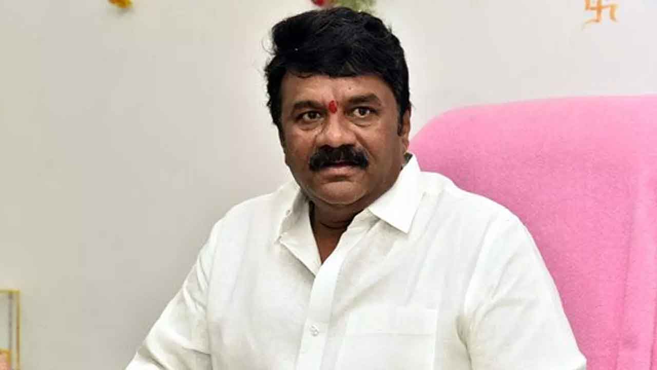 Talasani Srinivas Yadav : జీహెచ్ఎంసీ రాజకీయాల్లో ఉత్కంఠ.. మేయర్, డిప్యూటీ మేయర్‌పై అవిశ్వాసం?