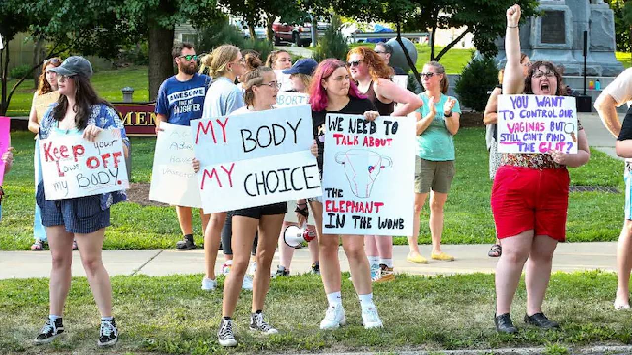 4B movement: ‘‘మీతో సె*క్స్ చేయం’’.. ట్రంప్ గెలుపుకి మగాళ్లని నిందిస్తున్న మహిళలు..