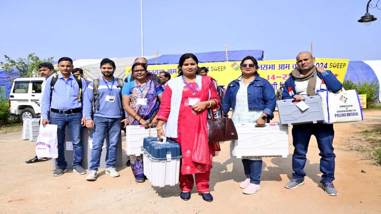 Assembly Polls: రేపే మహారాష్ట్ర, జార్ఖండ్‌లో అసెంబ్లీ ఎన్నికలు.. స్వస్థలాలకు వెళ్తోన్న ఓటర్లు