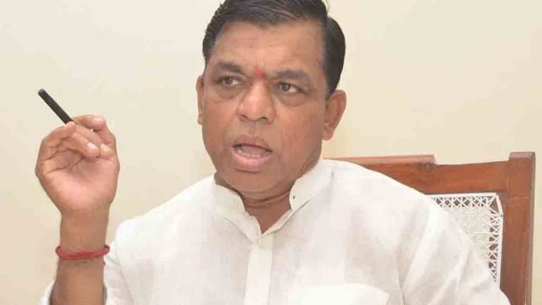 MP Balram Naik: కాంగ్రెస్ గ్యారంటీలపై మాట్లాడే అర్హత బీఆర్ఎస్‌కు లేదు..