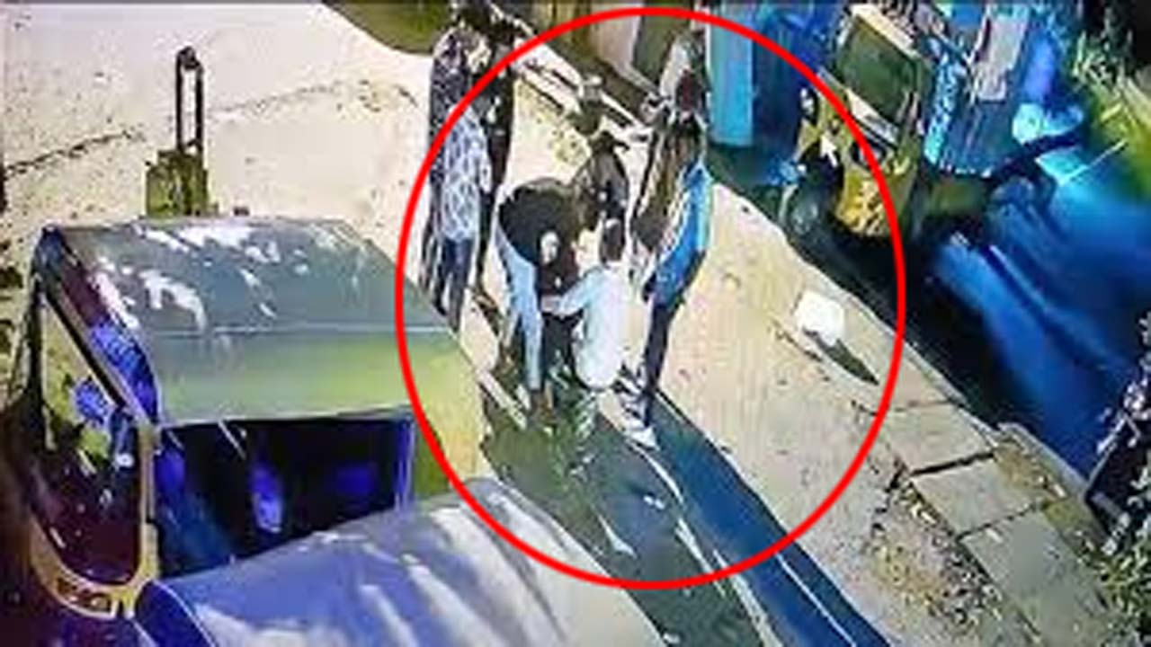 Bengaluru: ఆకతాయిల అకృత్యం.. ప్రాణాలు తీసిన బాణాసంచా పందెం