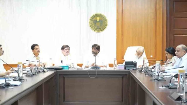 Telangana: ఈ నెల 14 నుండి రాష్ట్ర వ్యాప్తంగా పెద్ద ఎత్తున ప్రజా విజయోత్సవాలు..