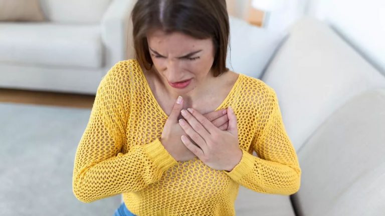 Cardiac Arrests: గుండెపోటుకు గురికాకూడదనుకునే వారు వీటిని అలవాటు చేసుకోవాల్సిందే