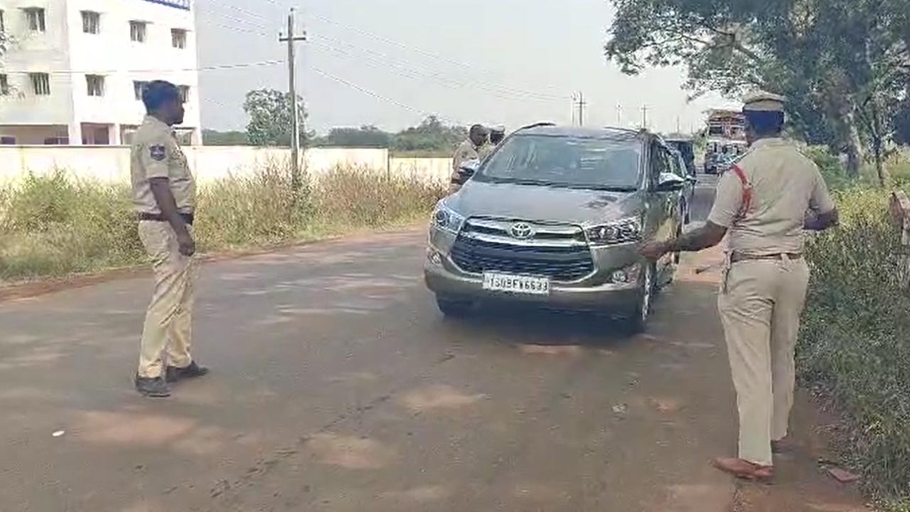 Vikarabad: ఆ మండలాల్లో ఇంటర్నెట్‌ సేవలు బంద్‌.. పోలీసులు భారీ బందోబస్తు..