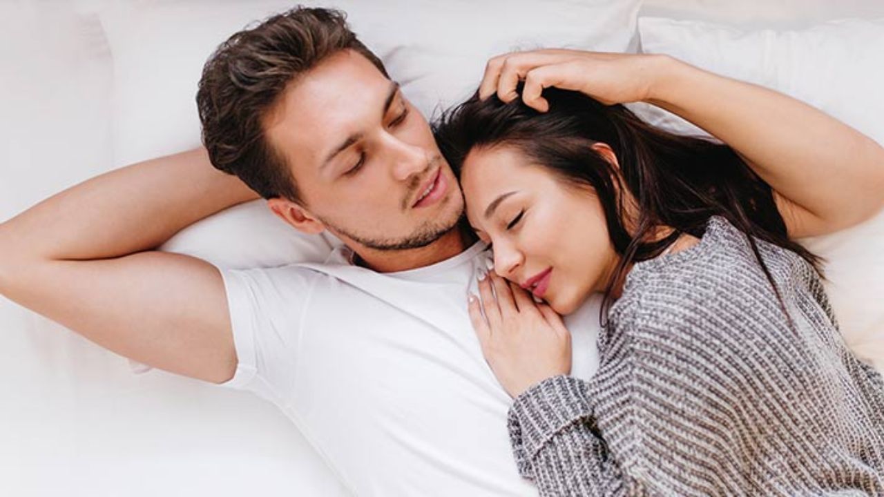 Couple Relationship: వివాహిత జంటలు ఈ విషయాలను పాటించండి.. వారి జీవితంలో దూరం ఎప్పటికీ రాదు