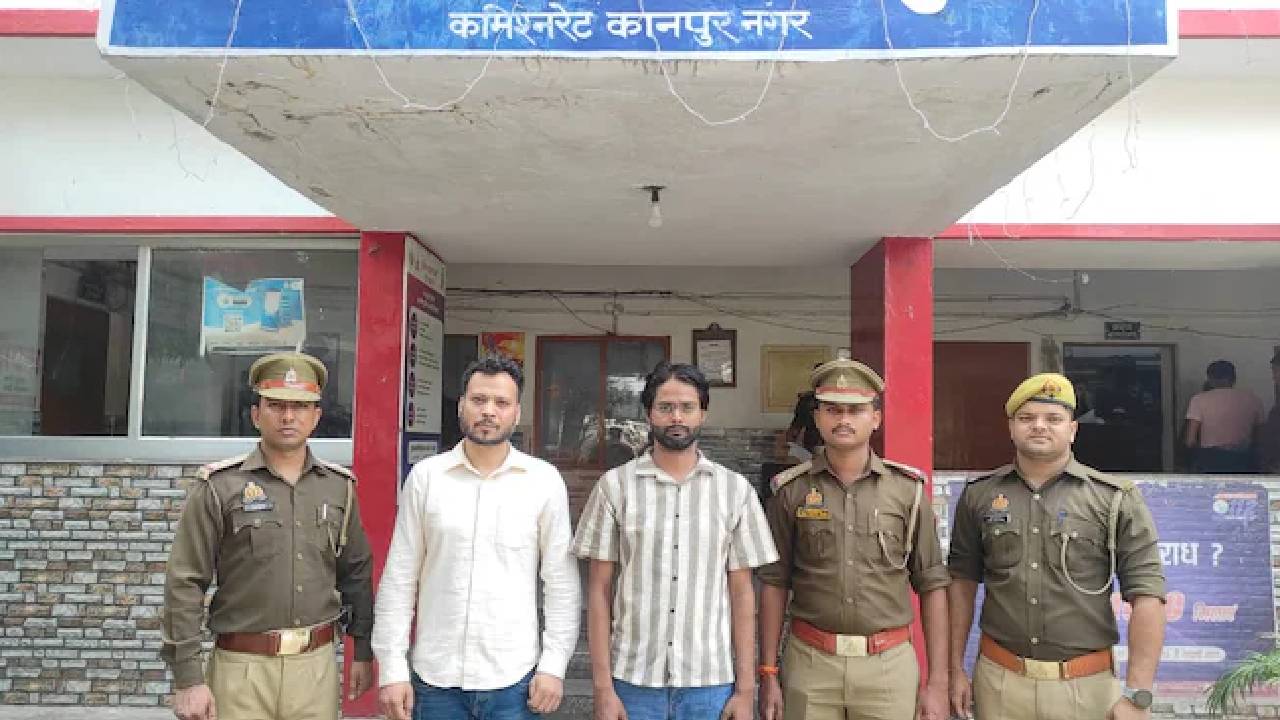 Crime: నీట్ విద్యార్థినిపై ఇద్దరు టీచర్ల అత్యాచారం.. బ్లాక్‌మెయిల్ చేస్తూ నెలల పాటు అఘాయిత్యం..