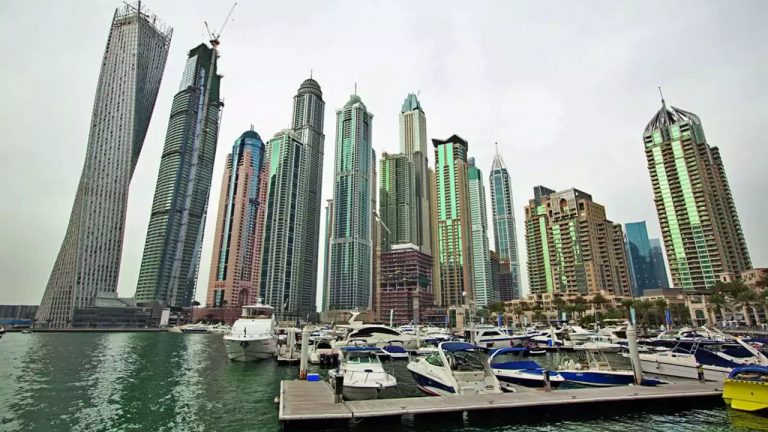 Income Tax Department: ఇక్కడ దోచుకుంటున్నారు.. అక్కడ దాచుకుంటున్నారు.. దుబాయ్‌లో భారతీయుల ఆస్తులు