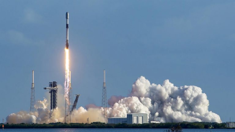 GSAT-20: నింగిలోకి దూసుకుపోయిన జీశాట్-20 శాటిలైట్